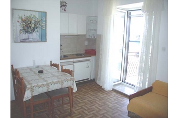 Kroatië Privát Sućuraj, Exterieur